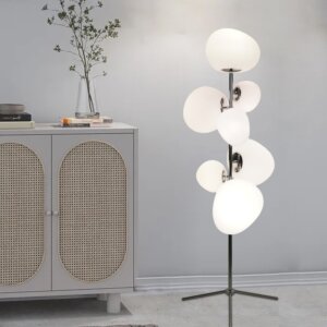 7 Head Egg H165cm Iron White Black Floor Lamp