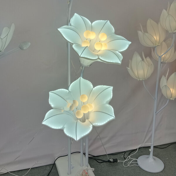 Glory Flower Wedding Floor Lamp - 图片 2