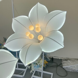 Glory Flower Wedding Floor Lamp