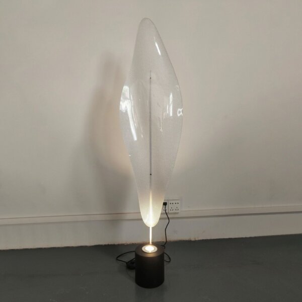 H192CM Acrylic Art Wind LED Floor Lamp - 图片 4