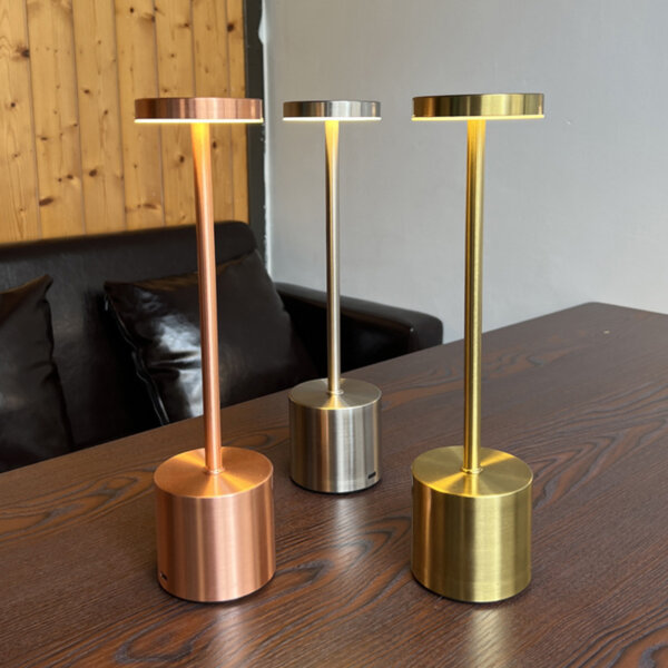 H34cm Iron Acrylic Colourful LED Table Lamp - 图片 3