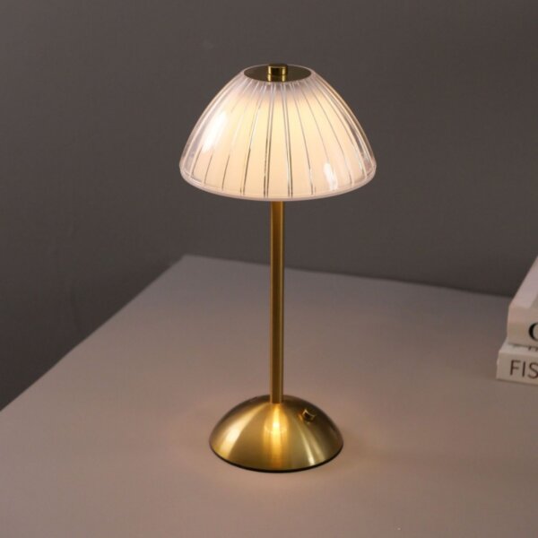 Copper USB LED Table Light - 图片 10